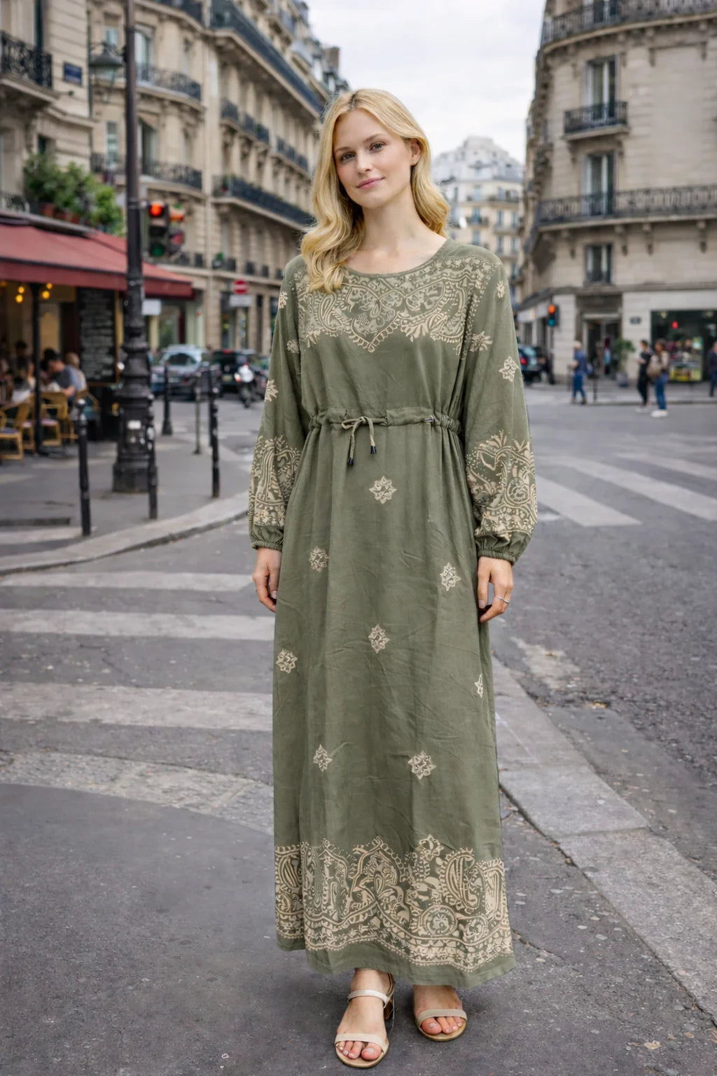 Robe longue broderie ethnique