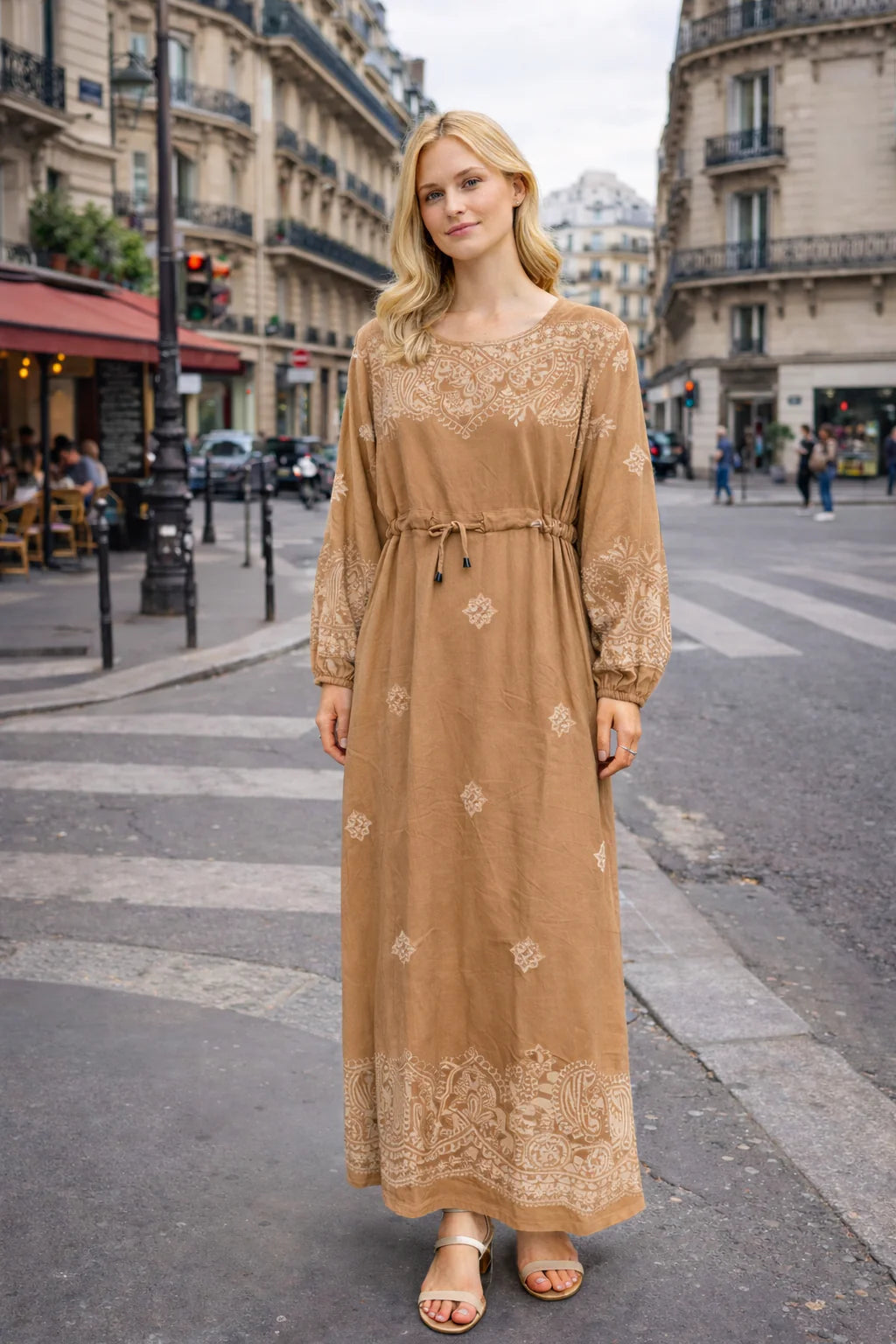 Robe longue broderie ethnique