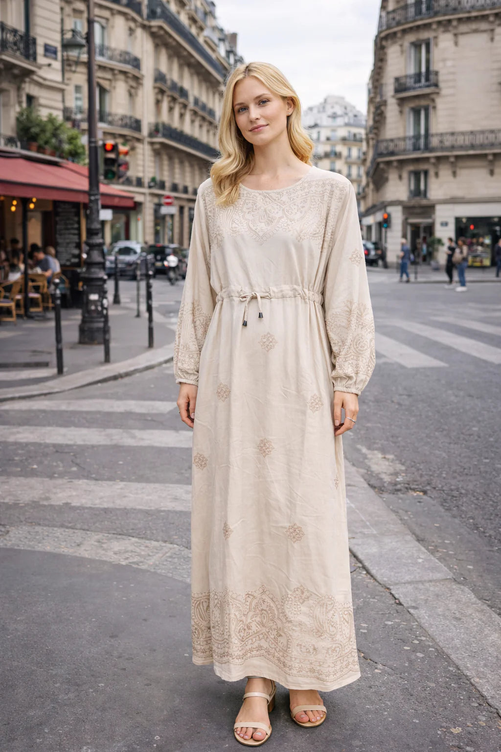 Robe longue broderie ethnique