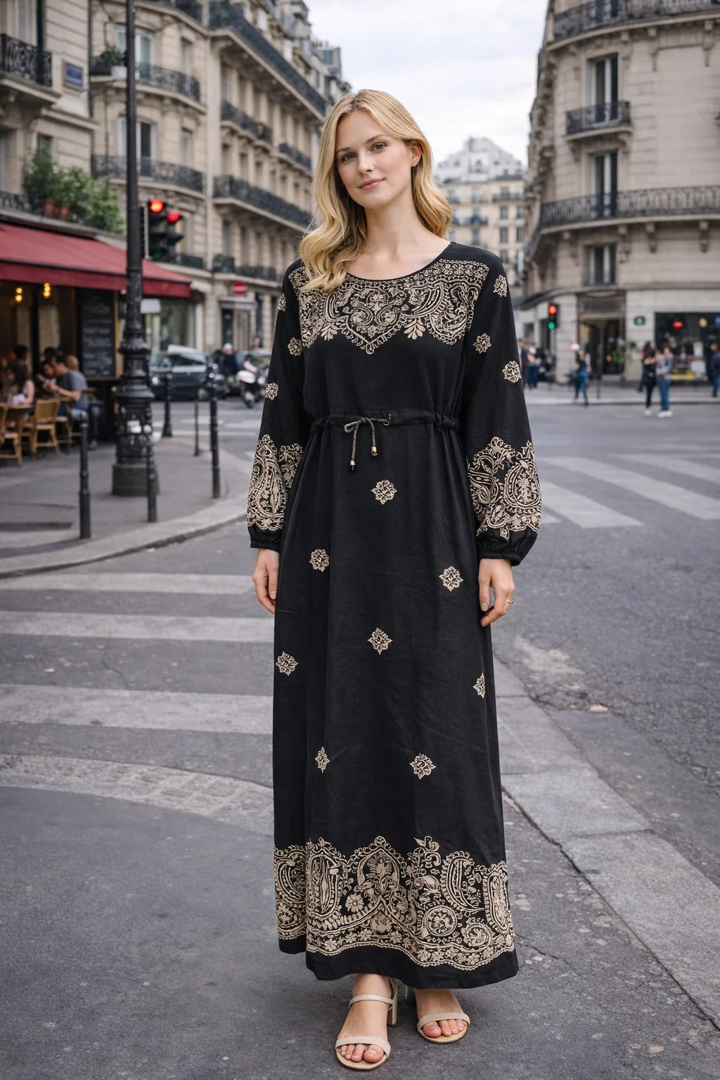 Robe longue broderie ethnique