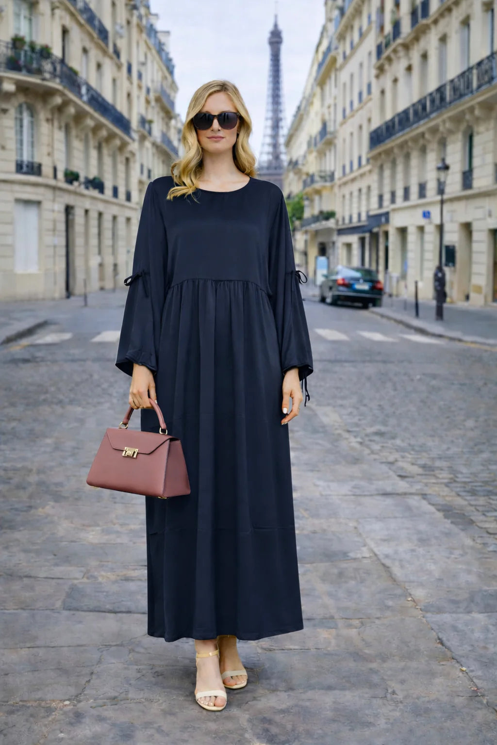 Robe Longue Satinée Coupe Empire Manches Ajustables