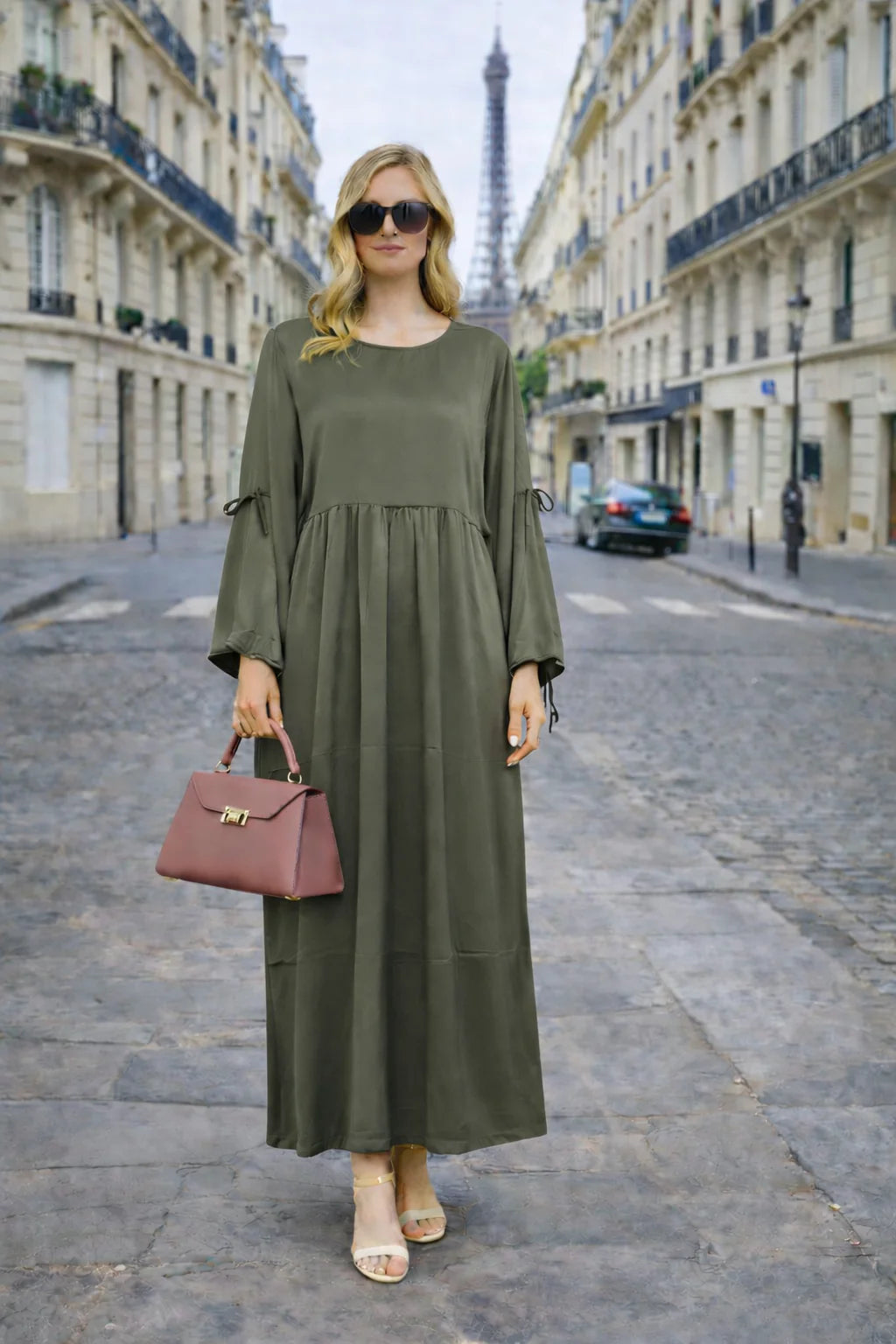 Robe Longue Satinée Coupe Empire Manches Ajustables